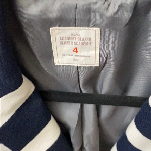 Blazer - Picture 2 of 3